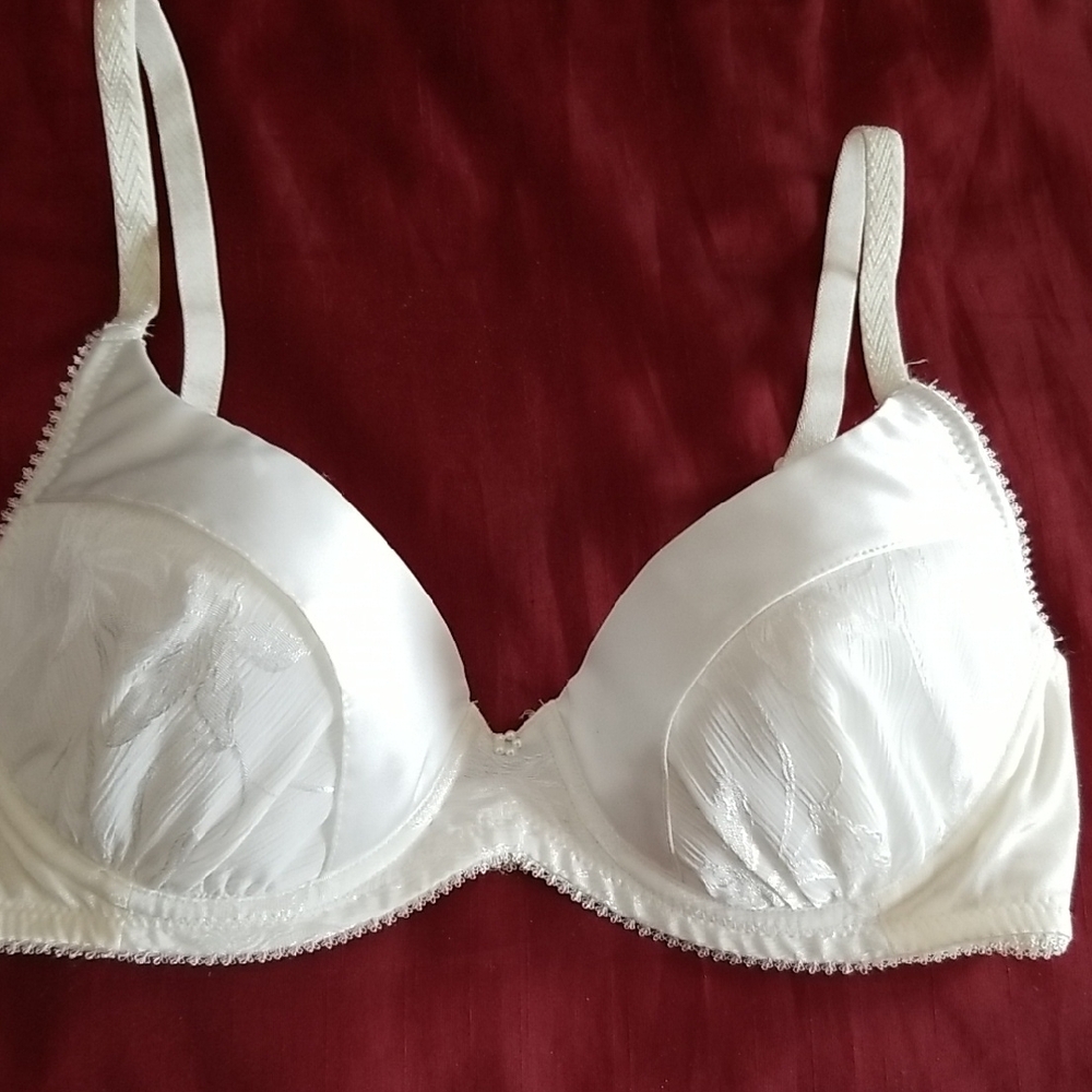 Triumph Satin Trim Bra